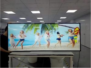 LCD Stretched Bar Display Showing Snow or Blurring: Port Issue or Broken Screen? A Step-by-Step Troubleshooting Guide - Figure 1